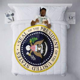POTUS Seal Blanket - Image 3